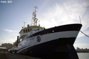 El IEO y la Universidad estudian las propiedades de las masas de agua mediterránea a su salida del Estrecho de Gibraltar