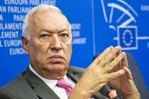 Margallo confirma que la Junta y Mancomunidad participarán en las reuniones del grupo de trabajo sobre Gibraltar