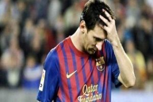 Un gol de Matuidi en el 94 y la lesión de Messi complican la eliminatoria