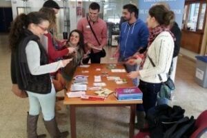 Nuevas Generaciones Algeciras colabora con el comité Anti- sida