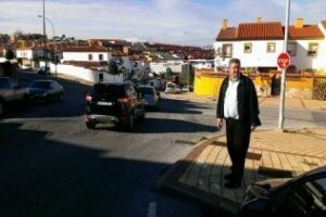 EL PA denuncia falta de alumbrado y señalización en Las lomas de San Bernabé