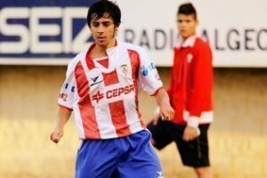 Antoñito vuelve a entrenarse con el grupo tras seis meses en el dique seco