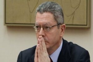 Gallardón anuncia su dimisión por la retirada de la Ley del Aborto