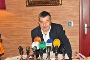 Fernández defiende la lucha de Landaluce para que se hiciera la histórica obra del colector