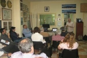 "Se buscan periodistas-comunicadores"se presenta en el Campo de Gibraltar