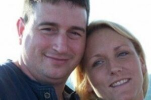 Absurdas⇨ Un niño de 13 años asesina a su madre tras quitarle una copia de "Call Of Duty"