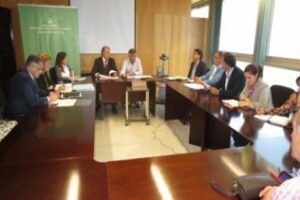 Landaluce anuncia la interposición de medidas contra la decisión de la Junta de Andalucía de prohibir la captación de agua en la Garganta del Capitán