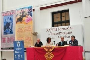 Presentada el tercer volumen de "Historia del toreo en Algeciras" por José Reyes