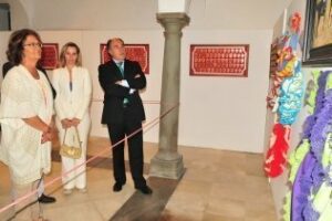 El PSOE exige al alcalde que deje de menospreciar a mujeres y hombres