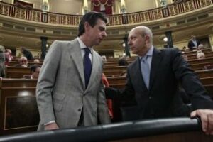 Industria cobrará por usar la red eléctrica a quienes opten por autoconsumo