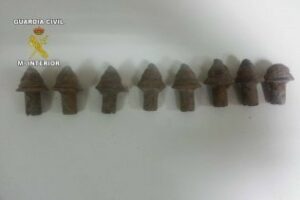 Retiradas 8 espoletas de impacto en la zona de Pelayo