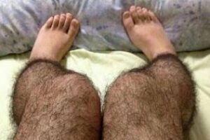 Diseñan unas medias peludas antivioladores