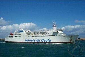 Cada vez son más los magrebíes que cruzan el Estrecho en vacaciones para veranear en Europa, según navieras