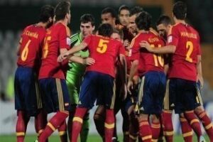 Avenatti tumba a España