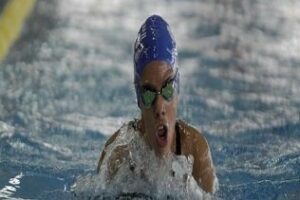 Cádiz da una brazada más