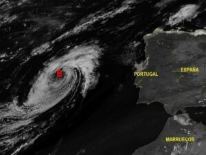Un estudio señala el huracán Gordon como causa de las resacas marinas de agosto de 2012 en las costas gaditanas