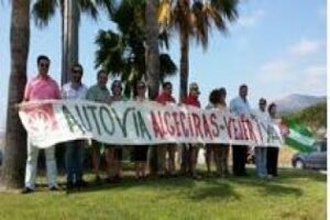 PA| Las colas interminables entre Algeciras y Tarifa continuan