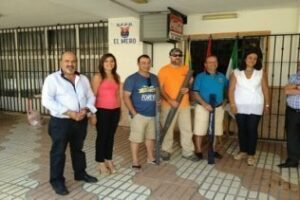 El Mero" entrega los trofeos del II Memorial Salvador Cabrera Ortega"