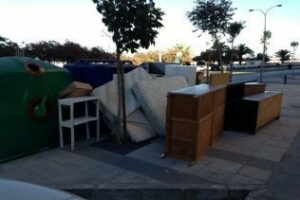 PSOE"Al PP de Algeciras no le salva ni la pintura blanca"