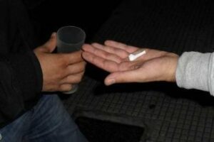 Detenidas cinco personas por venta de droga en zona de ocio