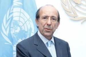 Exteriores traslada al embajador británico la "firmeza" de España en la defensa de sus intereses