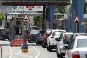 Detenida una ciudadana británica tras arrollar a un Guardia Civil al saltarse el control