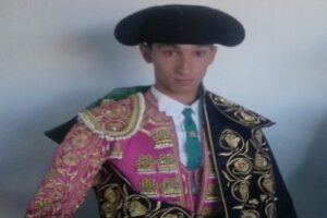 El novillero Algecireño J.M. Luz triunfa en el XI Certamen Almendra de Plata de Gor