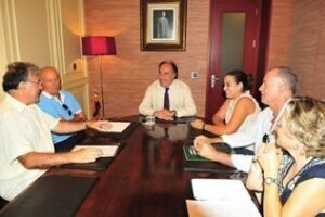 La nueva Asociación Micológica Mairei presenta al alcalde sus proyectos