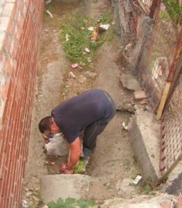 PA "Es intolerable que los vecinos tengan que pagar con su dinero el arreglo del colector"