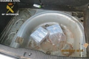 Detenidas cinco personas con más de 110 kilos de hachís en el puerto de Algeciras