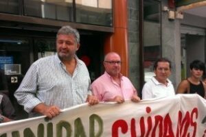 PA "La Junta es magnífica cobradora y morosa pagadora"