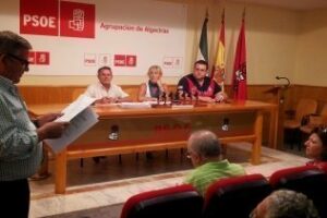 Incómodas ¿Qué piensa de la situación del PSOE de Algeciras y de su oposición a Landaluce?