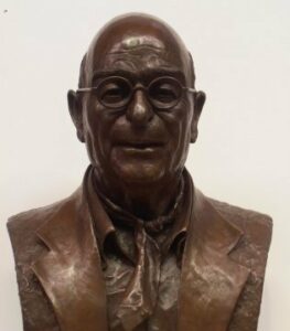 La Ciudad de Tarifa reconoce a su "sabio", Juan Luís Muñoz