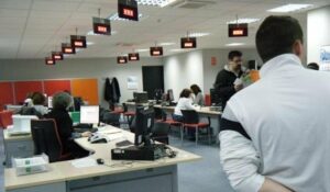 El paro sube en 25.572 personas en septiembre tras seis meses de caídas