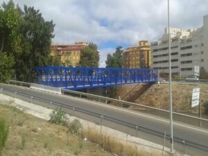 Las redes sociales señalan el "Monumento al absurdo"