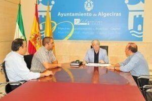 Ayuntamiento y Apymeal avanzan en las acciones de fomento del comercio local