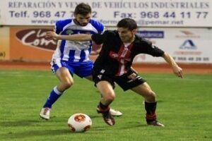 El Algeciras se enreda en la recta final y cae en Lorca (2-1)