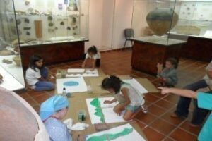 Los más pequeños se acercan a la obra de López Canales