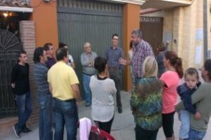 El PA constata con los vecinos el abandono de La Bajadilla