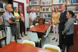 La biblioteca de la Granja abre en horario de tarde en respuesta a una petición ciudadana