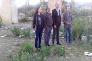 IU visita el Tropezón y recoge las peticiones de sus vecinos