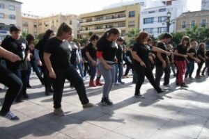 Flashmob de IES Las Palomas en conmemoración al Día Internacional de los Derechos de la Infancia