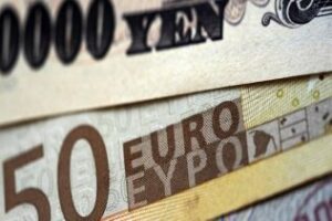 Economía: El euro supera la cota de los 137 yenes por primera vez desde octubre de 2009