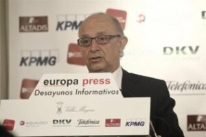 Montoro devolverá a los funcionarios un 'moscoso' "inmediatamente"