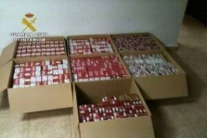 La Guardia Civil interviene 8.000 cajetillas de tabaco de contrabando.