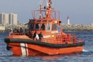 Detenido en Tarifa al desembarcar de una patera el presunto autor de un homicidio en Ceuta