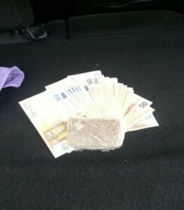 La Guardia Civil detiene a una persona con 281 tabletas de hachís