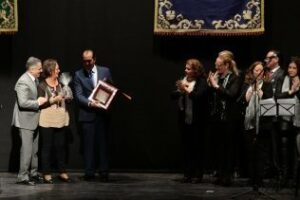 Javier Vega pregona una navidad cristiana