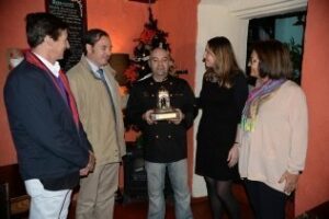 Entregado al bar Entretejas" el premio a la mejor creación elegida por los participantes en la Iª Ruta de la Tapa