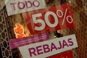 CCOO "En el sector comercial andaluz las rebajas no crearán empleo por quinto año"